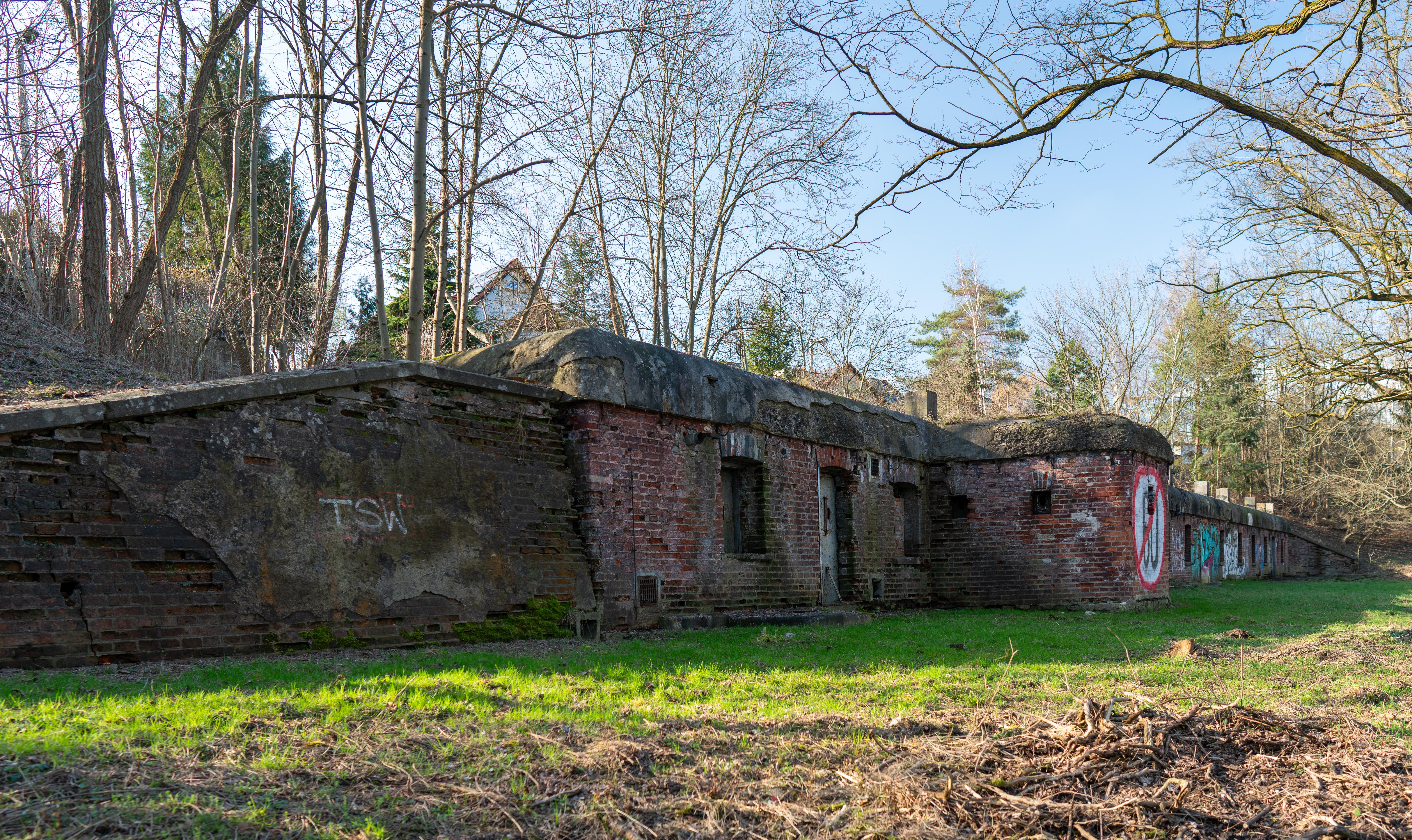 Fort pancerny pomocniczy "Bielany"